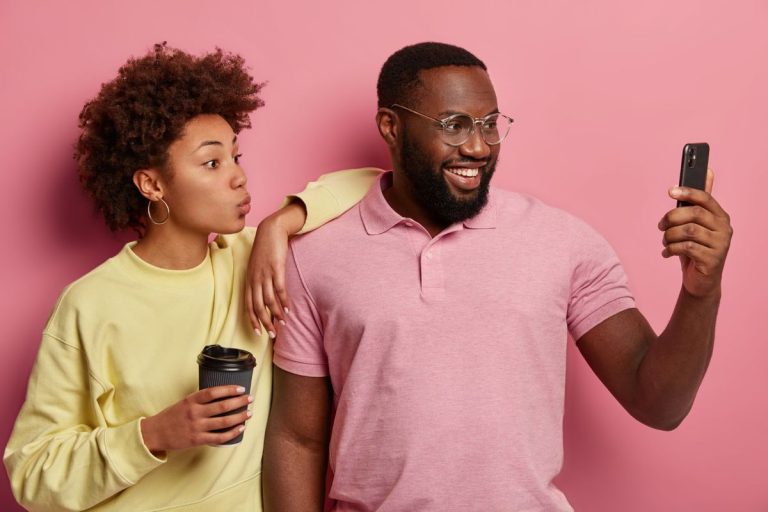 The OS Shake-Up: Why Market Research Must Look Beyond Android & Windows in 2026