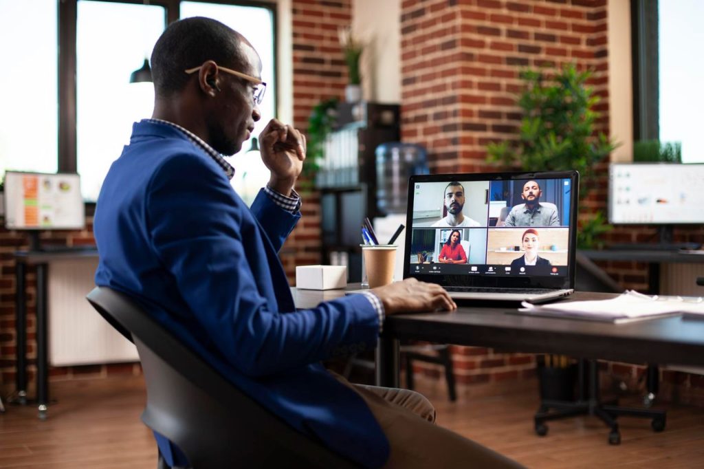 Videocall with clients via DC Studio
